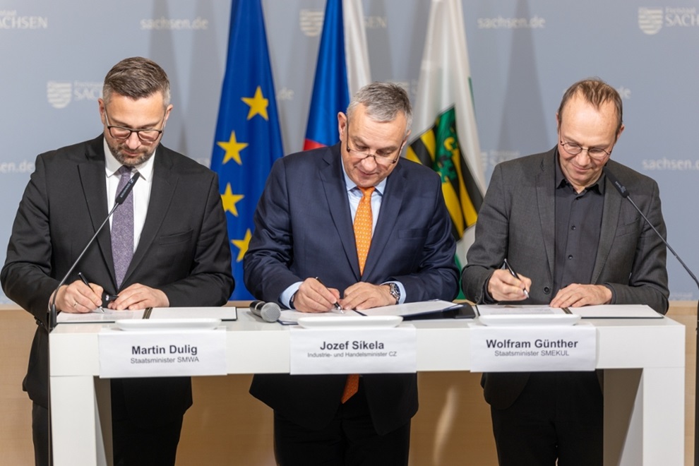 Česko a Sasko podepsaly dohodu o spolupráci v oblasti vodíku